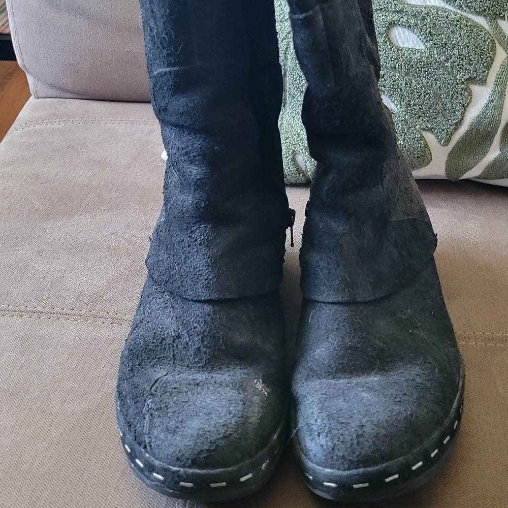 Merrell suede boots